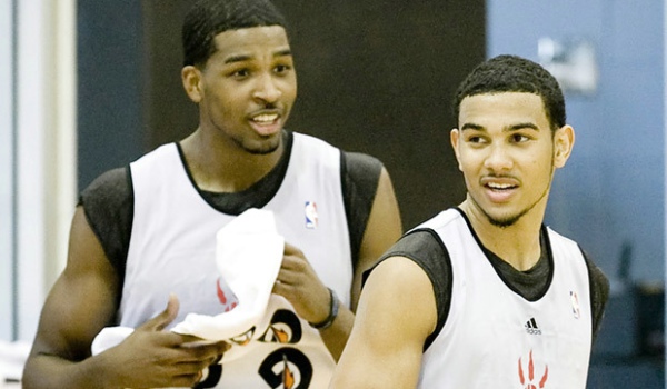 利物浦则在 利物浦则在